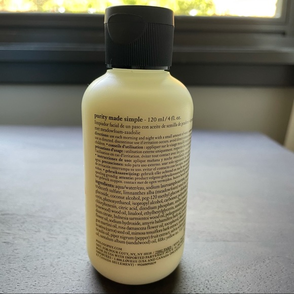 π¨ HOST PICK π Philosophy Purity Made Simple 1-Step Facial Cleanser - Picture 3 of 6